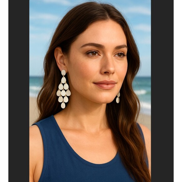 J. Jill Seaside Oasis Chandelier Earrings Ivory Shell Teardrop Dangle Bridal NWT - Picture 1 of 10